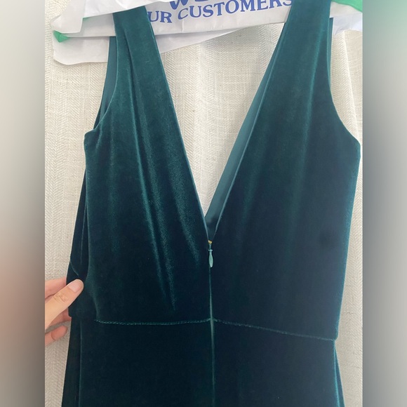 Emerald Velvet Maxi Dress - Picture 5 of 5